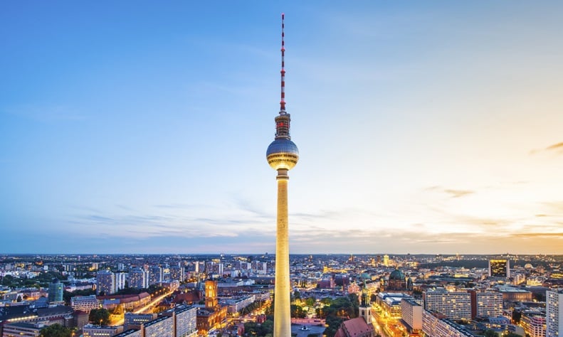 Torre Berliner Fernsehturm em Berlim Torre Berliner Fernsehturm em Berlim